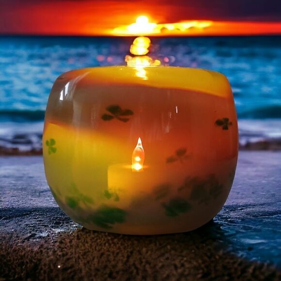 Art Glass Opalescent Candle Holder Votive Tealight Shamrock Signed Lucinda Silva - Picture 9 of 16